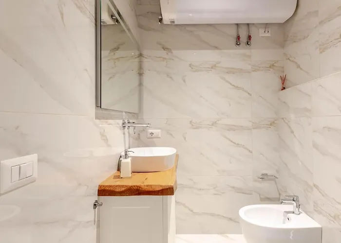 Vatican Apartment *